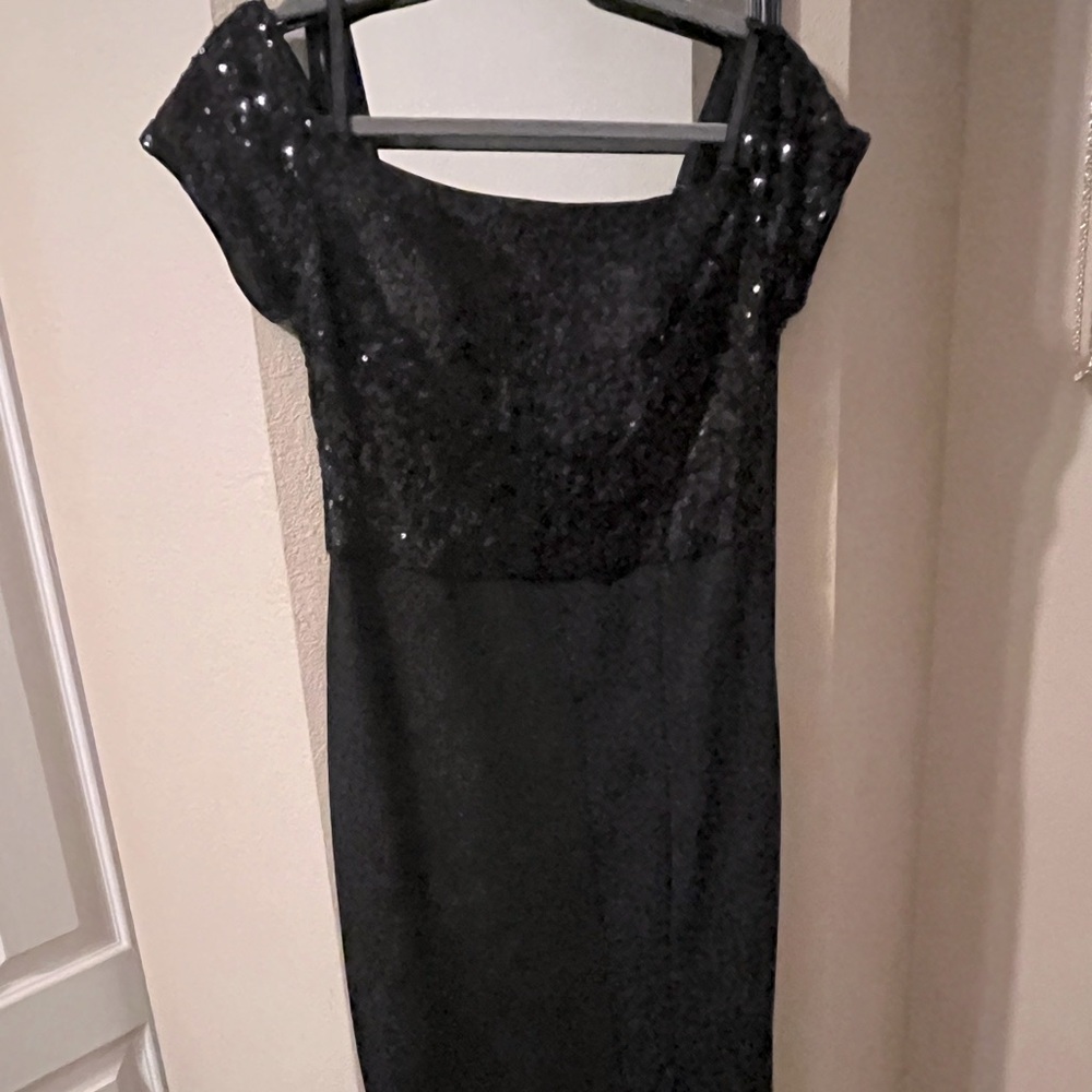 Perfect for holiday parties and weddings